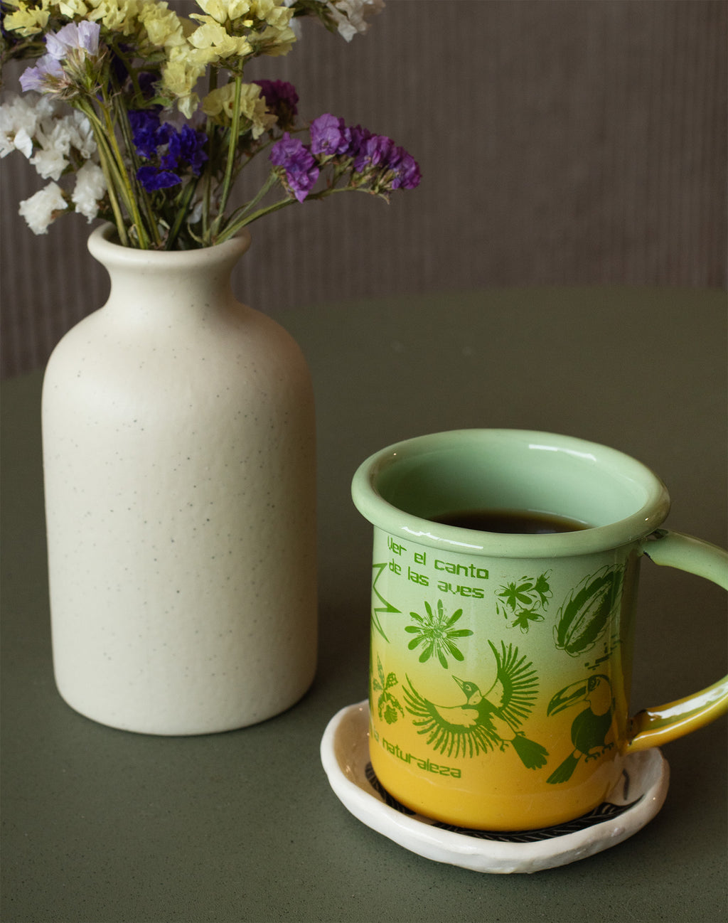 Taza peltre Pétalos verde