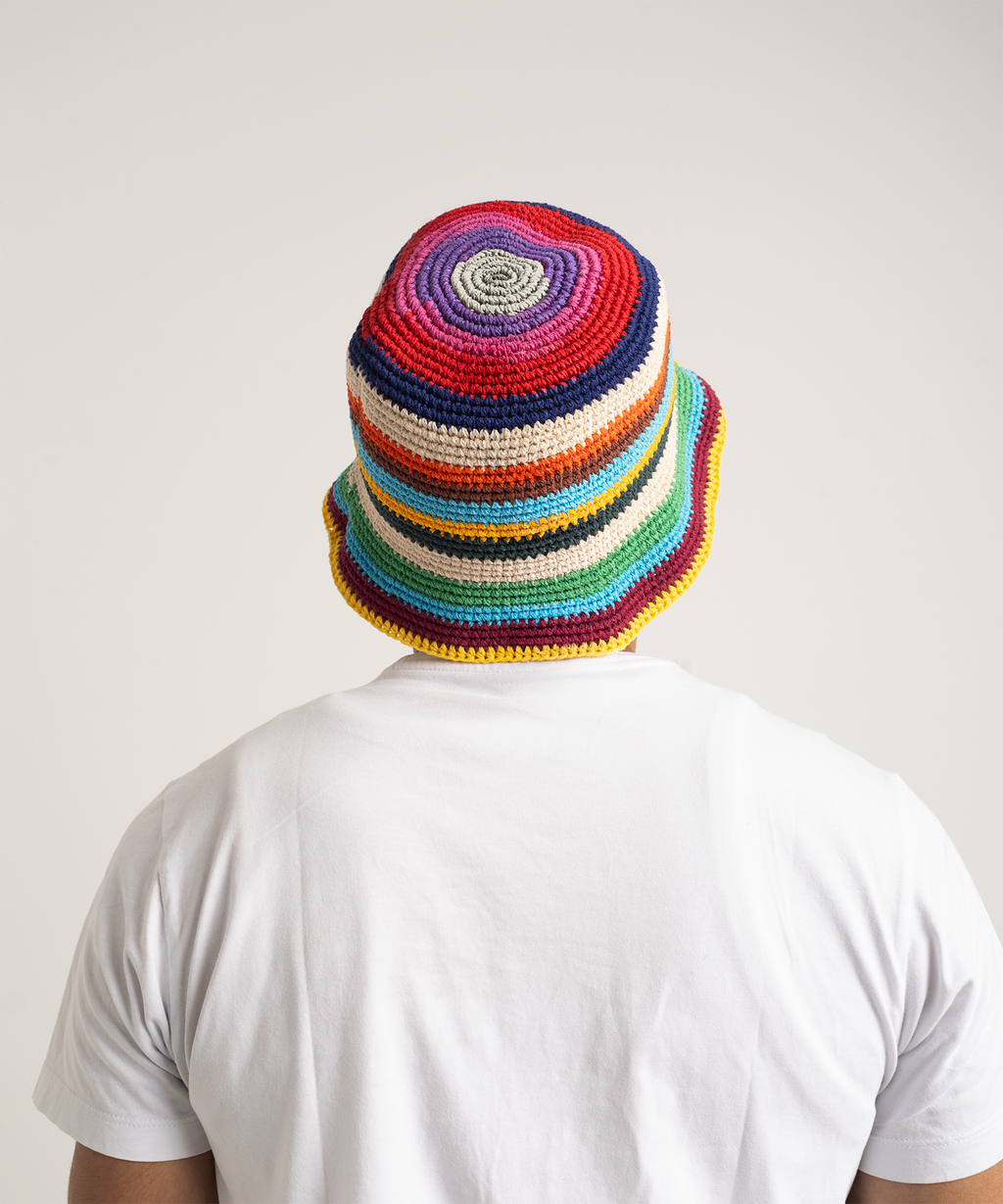 Bucket hat arcoíris