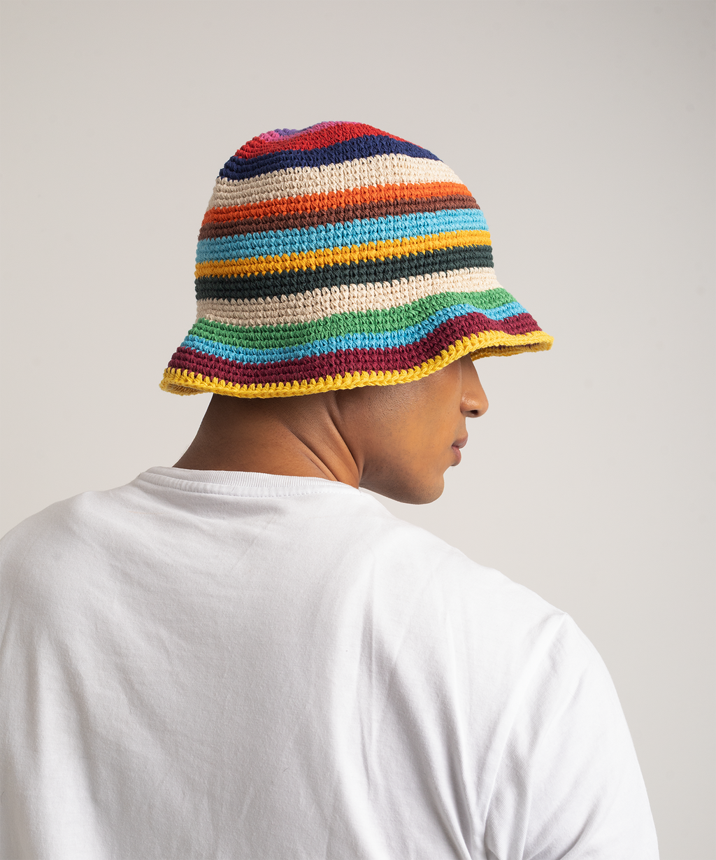 Bucket hat arcoíris